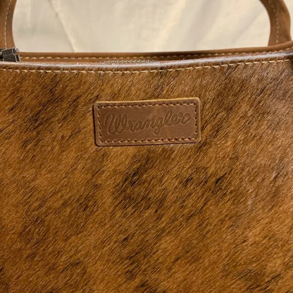 NWT Wrangler Genuine Hair-On Cowhide Tote Crossbody Bag - Brown - Picture 5 of 10